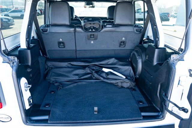 2022 Jeep Wrangler Unlimited Sahara 4x4