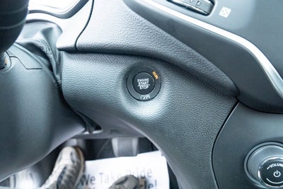 2023 Jeep Cherokee Altitude Lux 4x4