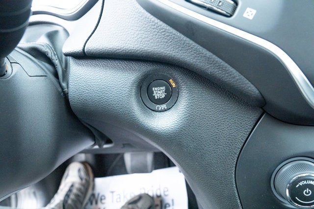 2023 Jeep Cherokee Altitude Lux 4x4