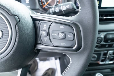 2025 Jeep Wrangler 4-Door Summit 4x4