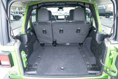 2025 Jeep Wrangler 4-Door Summit 4x4