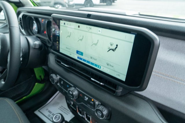 2025 Jeep Wrangler 4-Door Summit 4x4