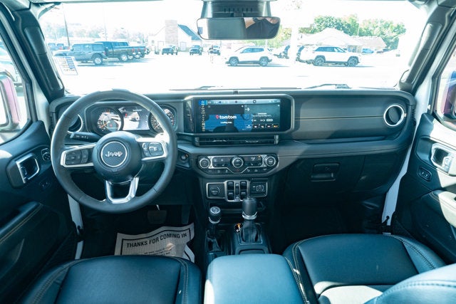 2025 Jeep Wrangler 4-Door Sahara 4x4