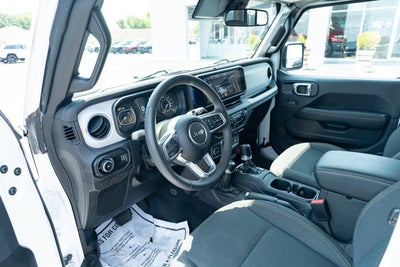 2025 Jeep Wrangler 4-Door Sahara 4x4