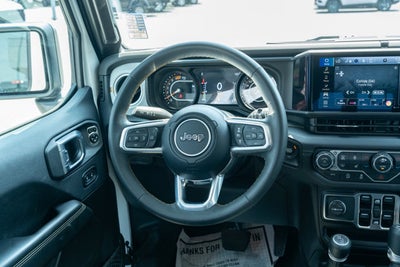 2025 Jeep Wrangler 4-Door Sahara 4x4