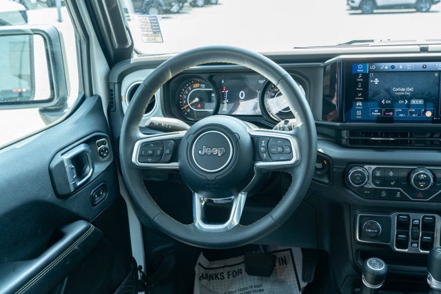 2025 Jeep Wrangler 4-Door Sahara 4x4