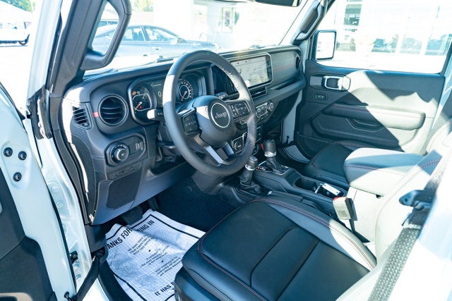 2027 Jeep Wrangler WRANGLER 4-DOOR RUBICON
