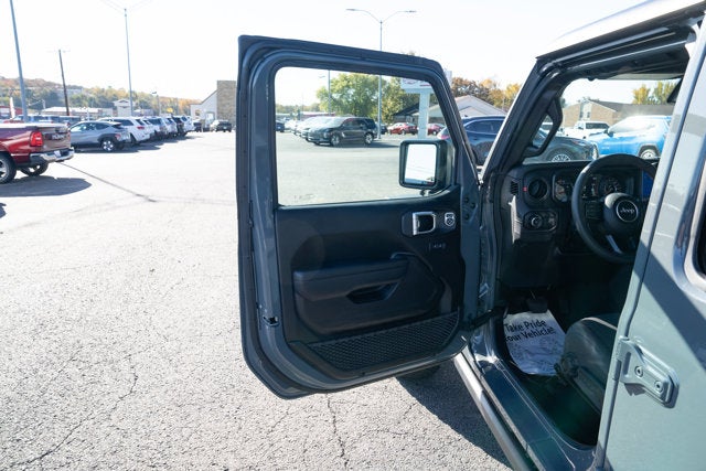 2025 Jeep Wrangler 4-Door Rubicon 4x4