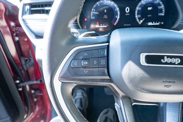 2023 Jeep Grand Cherokee Limited 4x2