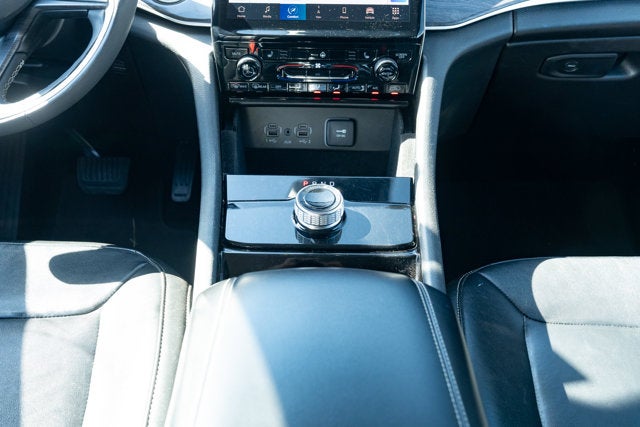 2023 Jeep Grand Cherokee Limited 4x2
