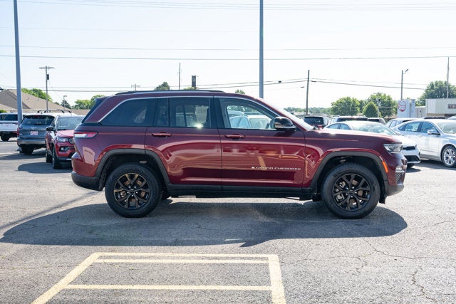 2023 Jeep Grand Cherokee Limited 4x2