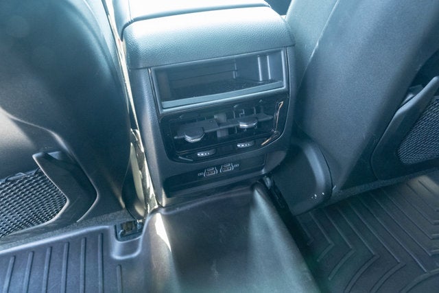 2025 Jeep Grand Cherokee Laredo X 4x4