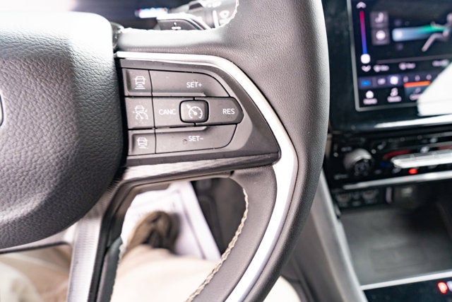 2025 Jeep Grand Cherokee Altitude 4x4