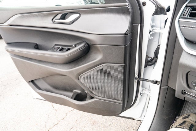 2025 Jeep Grand Cherokee Altitude 4x4