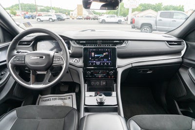 2025 Jeep Grand Cherokee Altitude 4x4