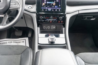 2025 Jeep Grand Cherokee Altitude 4x4
