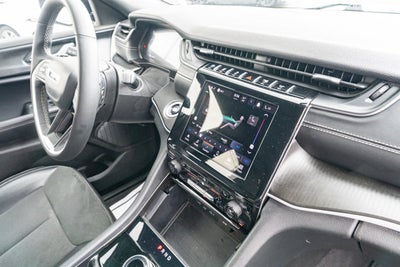 2025 Jeep Grand Cherokee Altitude 4x4