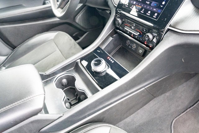 2025 Jeep Grand Cherokee Altitude 4x4