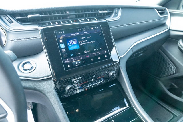 2026 Jeep Grand Cherokee GRAND CHEROKEE LAREDO X 4X4