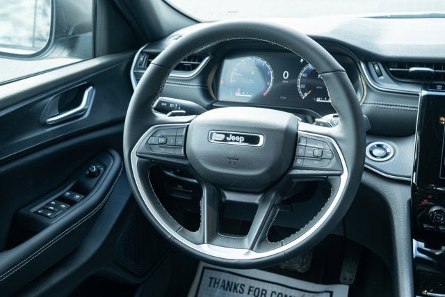 2026 Jeep Grand Cherokee GRAND CHEROKEE LAREDO X 4X4