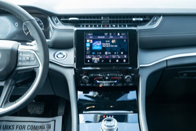 2026 Jeep Grand Cherokee GRAND CHEROKEE LAREDO X 4X4