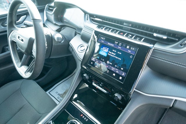 2026 Jeep Grand Cherokee GRAND CHEROKEE LAREDO X 4X4