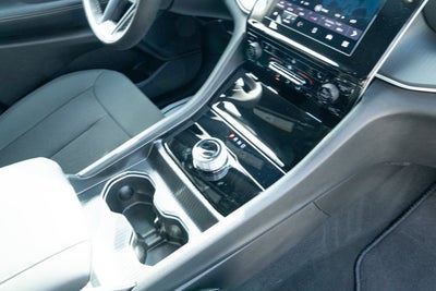 2026 Jeep Grand Cherokee GRAND CHEROKEE LAREDO X 4X4