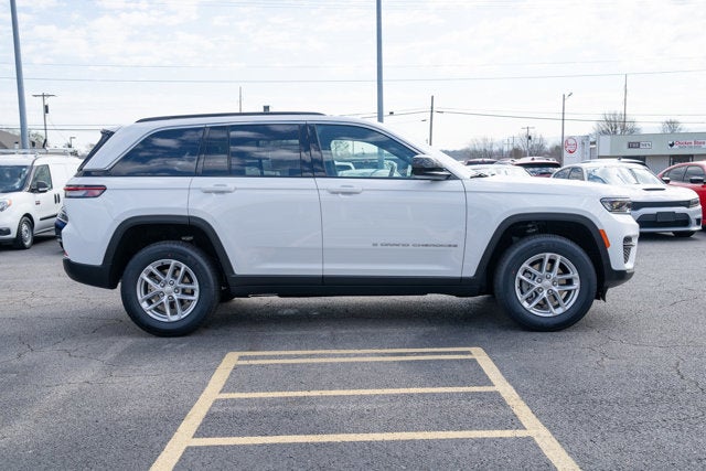 2026 Jeep Grand Cherokee GRAND CHEROKEE LAREDO X 4X4