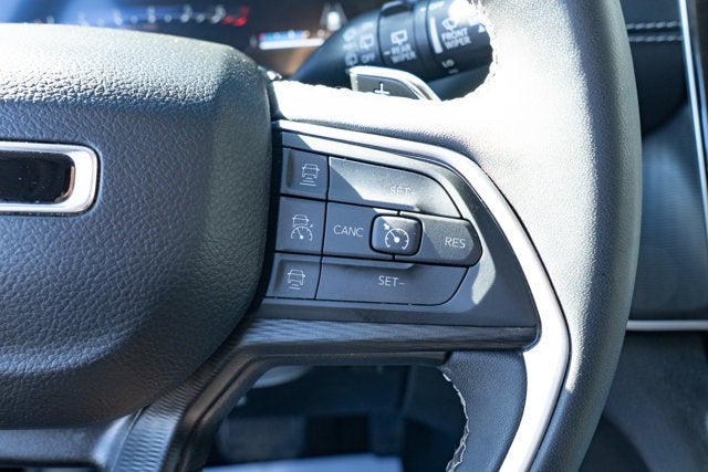 2024 Jeep Grand Cherokee Laredo 4x4