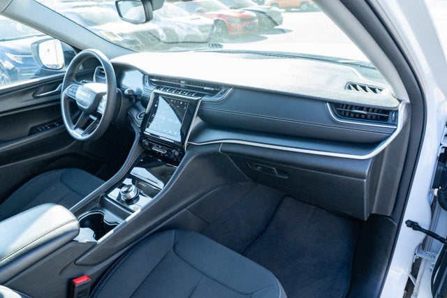 2024 Jeep Grand Cherokee Laredo 4x4