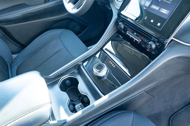 2024 Jeep Grand Cherokee Laredo 4x4