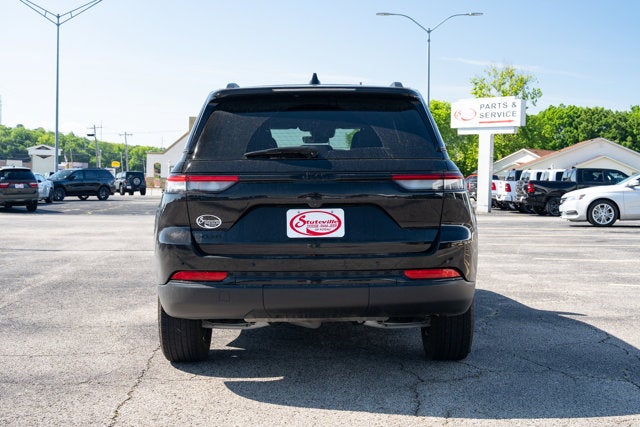 2025 Jeep Grand Cherokee Altitude 4x4