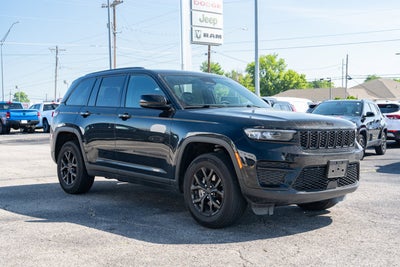 2025 Jeep Grand Cherokee Altitude 4x4