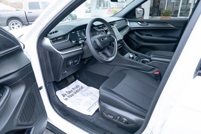 2025 Jeep Grand Cherokee Laredo X 4x4