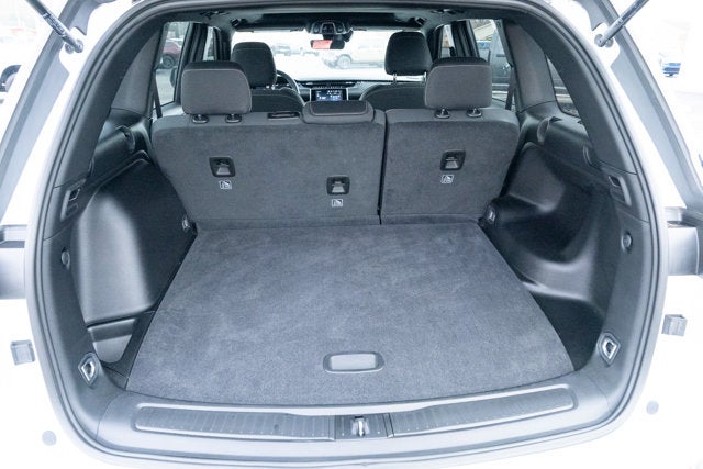 2025 Jeep Grand Cherokee Laredo X 4x4