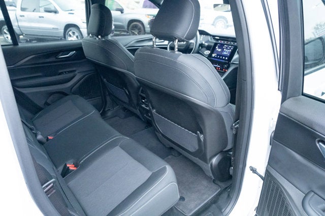 2025 Jeep Grand Cherokee Laredo X 4x4