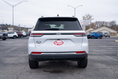 2025 Jeep Grand Cherokee Laredo X 4x4