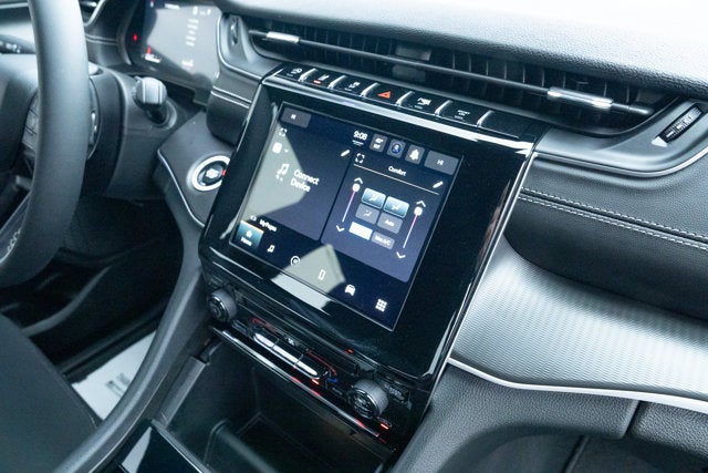 2025 Jeep Grand Cherokee Laredo X 4x4