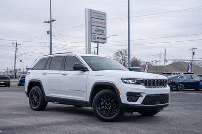 2025 Jeep Grand Cherokee Laredo X 4x4