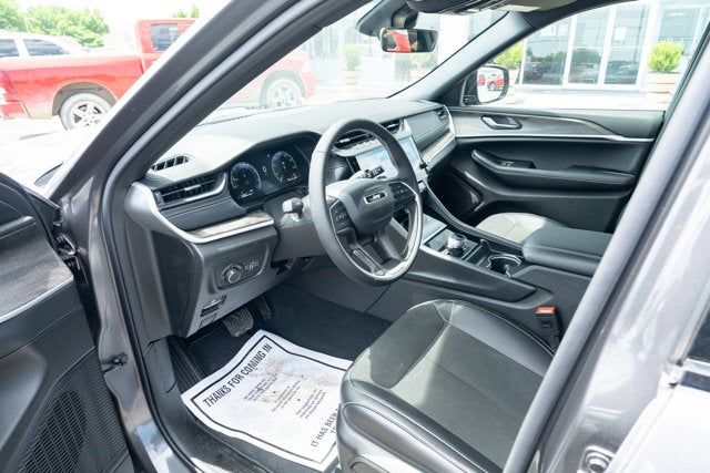2026 Jeep Grand Cherokee GRAND CHEROKEE LAREDO ALTITUDE 4X4
