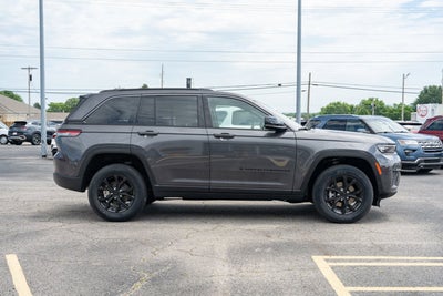 2026 Jeep Grand Cherokee GRAND CHEROKEE LAREDO ALTITUDE 4X4