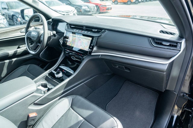 2026 Jeep Grand Cherokee GRAND CHEROKEE LIMITED RESERVE 4X4