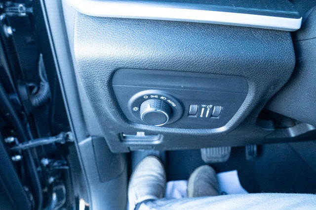 2023 Jeep Grand Cherokee L Laredo 4x4