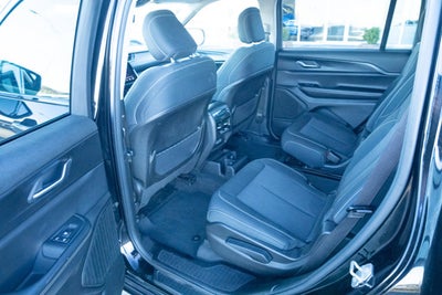 2023 Jeep Grand Cherokee L Laredo 4x4