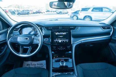 2023 Jeep Grand Cherokee L Laredo 4x4