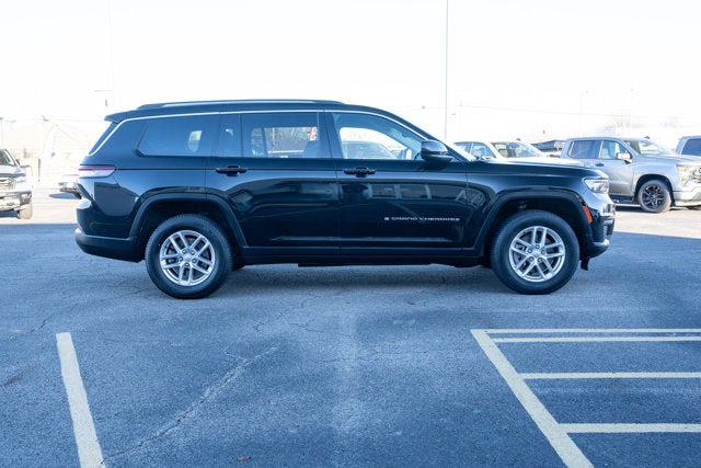 2023 Jeep Grand Cherokee L Laredo 4x4