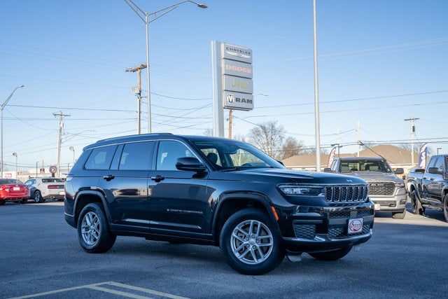 2023 Jeep Grand Cherokee L Laredo 4x4