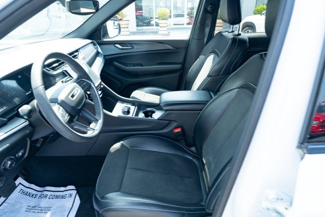 2024 Jeep Grand Cherokee L Altitude X 4x4