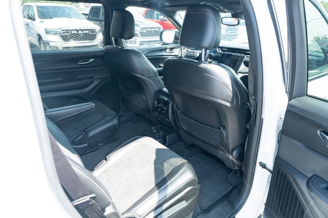 2024 Jeep Grand Cherokee L Altitude X 4x4