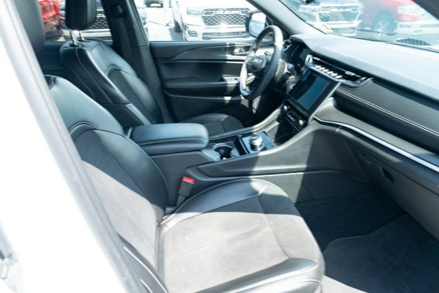 2024 Jeep Grand Cherokee L Altitude X 4x4